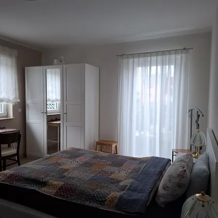 Am Goldsteinpark Apartman *